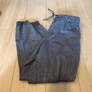 Woman’s stretch HR Jogger Pants from lululemon